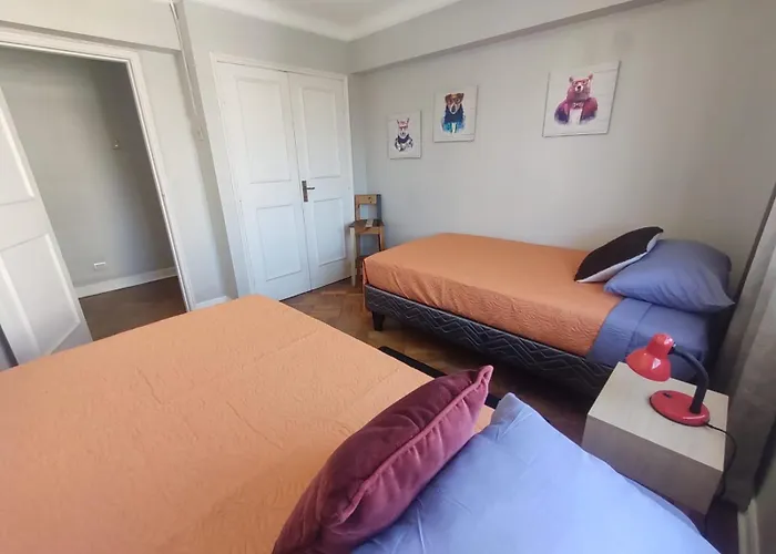 Mahatma Hostel